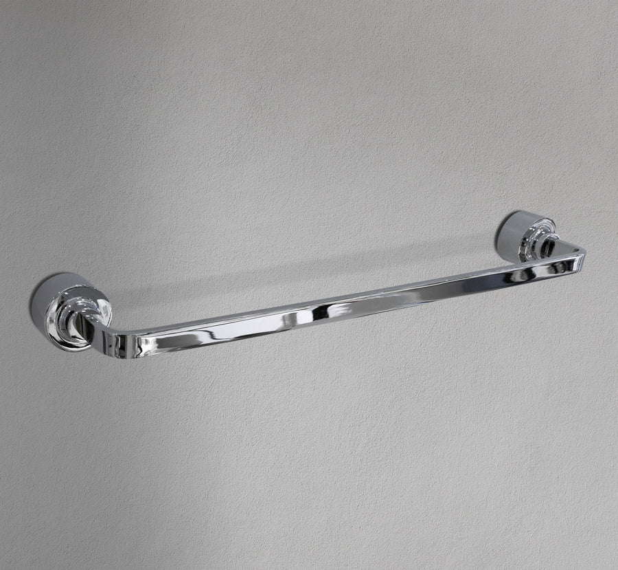 18" Round Chrome Towel Rack