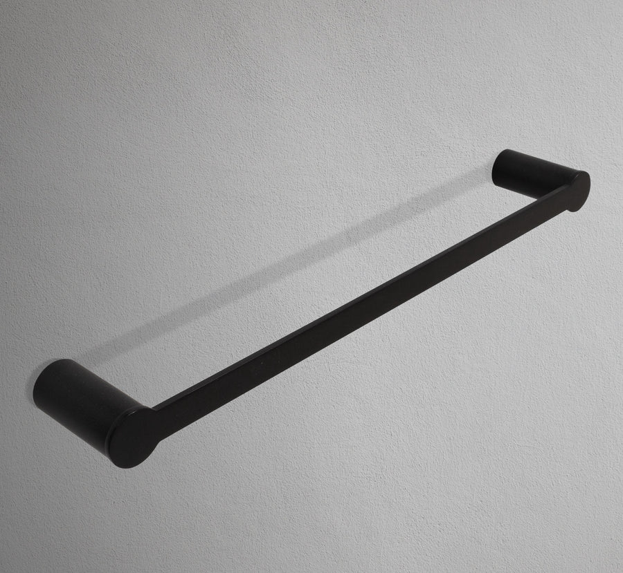 18" Towel Bar Round