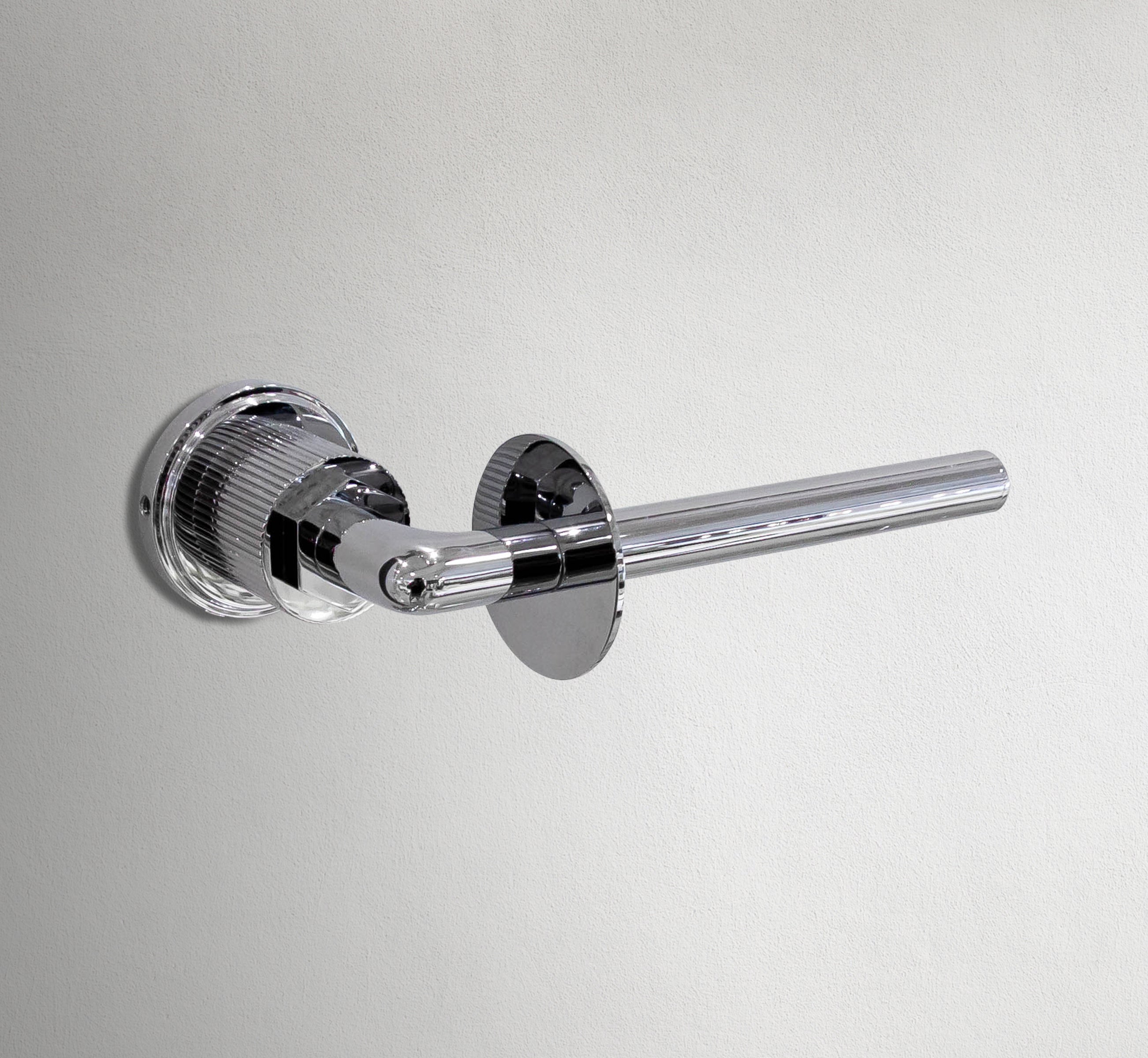 Round Base Chrome Toilet Paper Holder