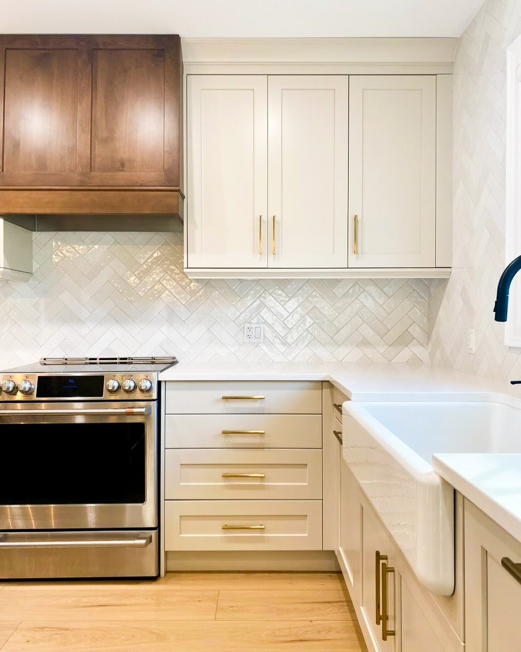 Backsplash Installation