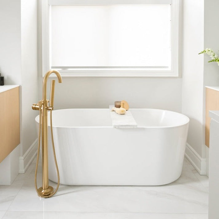 60" Rounded Acrylic Surface Freestanding Bathtub