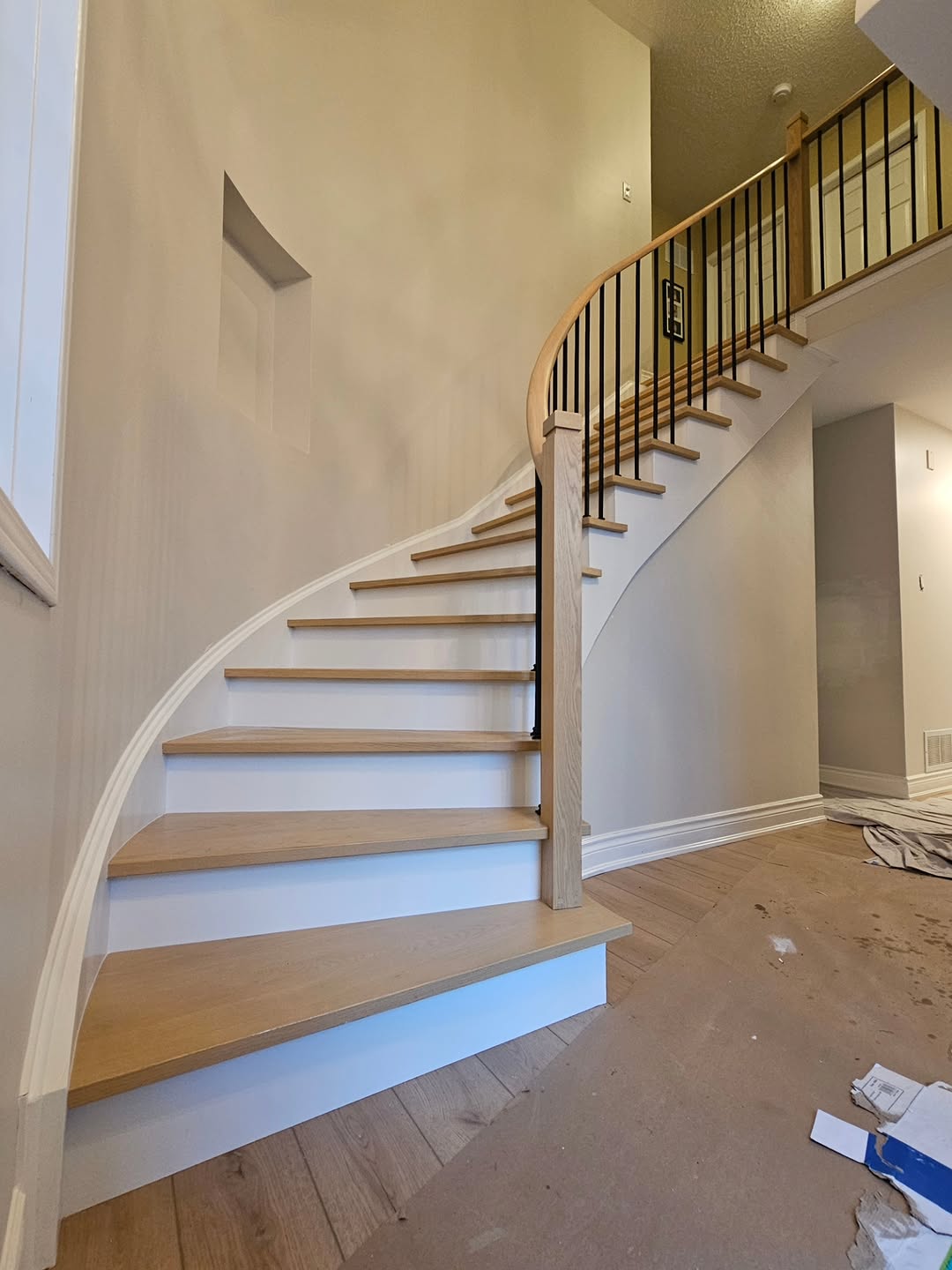 Staircase Flooring Installed with Precision, Secure Fastening, and Clean Finishing